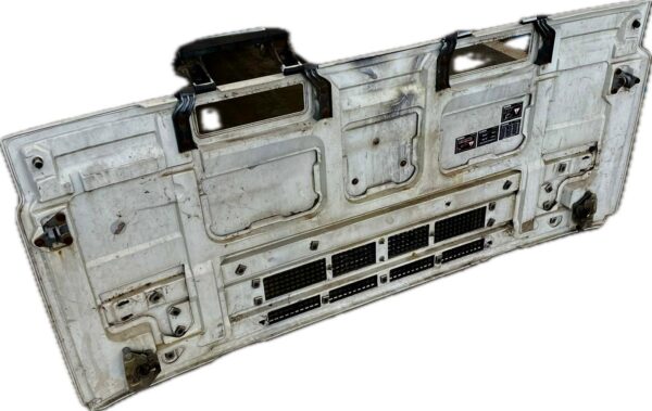 calandra_delantera_de_radiador_8142413504110983_iveco_iveco_eurocargo_170_e_23180_e_23_1994_227cv_5816cc_1001888