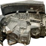 faro_izquierdo_26558422379890_scania_scania_pgrt_series_p_450_2013_450cv_12742cc_1017851