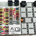 caja_de_fusibles_17757961879068_scania_scania_pgrt_series_p_380_2004_379cv_10600cc_1009842
