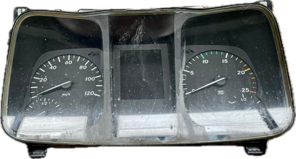 cuadro_instrumentos_a00844670210084467021a00944613210094461321_mercedes_benz_mercedes_benz_actros_mp4_1845_l_2011_449cv_12809cc