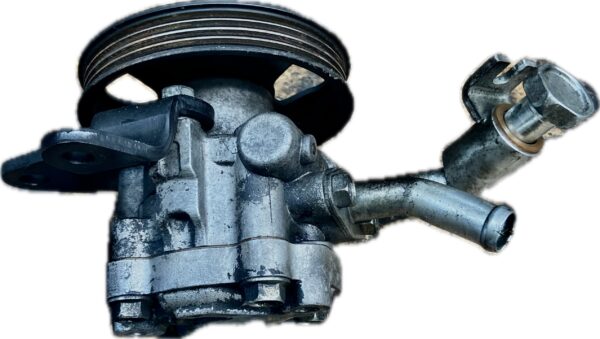 bomba_direccion_5001874075_renault_maxity_130_355_l1
