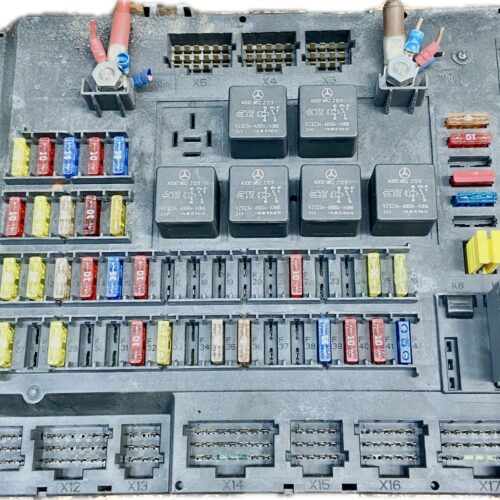 CAJA DE FUSIBLES MERCEDES BENZ MERCEDES-BENZ ACTROS MP4 1843 - 0014467658 A0014463658