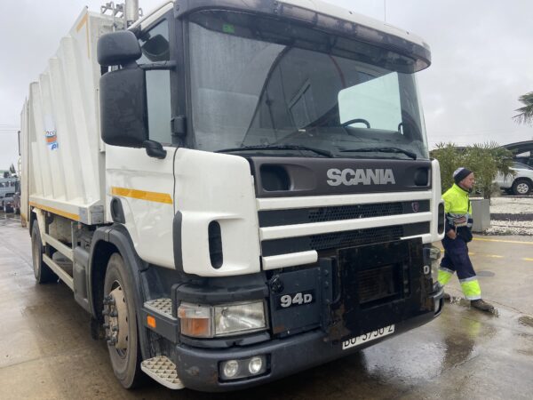 scania_scania_4_series_94_d_260_1996_260cv_9000cc_1009987