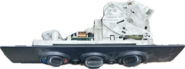 mando_calefaccion_504236658_iveco_iveco_eurocargo_180_e_28_k_tector_2000_275cv_5880cc_1007103