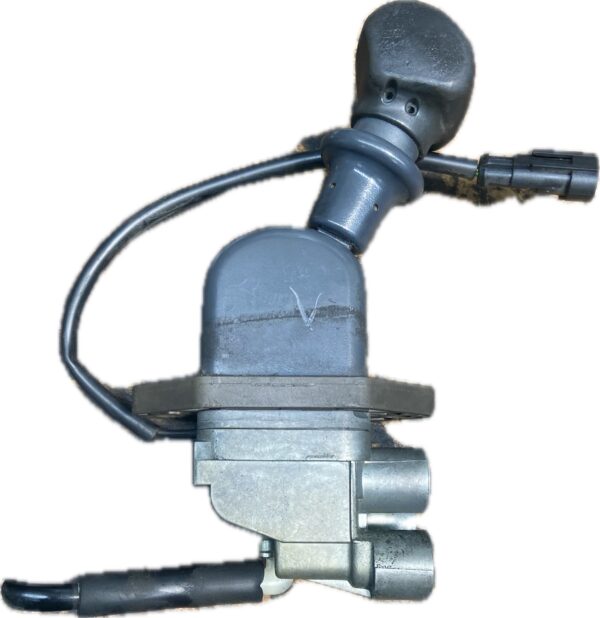 palanca_freno_de_mano_504062171_dpm94ey_iveco_iveco_eurocargo_180_e_28_k_tector_2000_275cv_5880cc_1007103