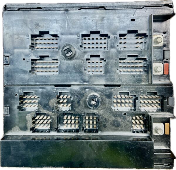 caja_de_fusibles_0015433615_a0015433115_mercedes_benz_mercedes_benz_atego_2_815_f_2004_136cv_4249cc_1013354