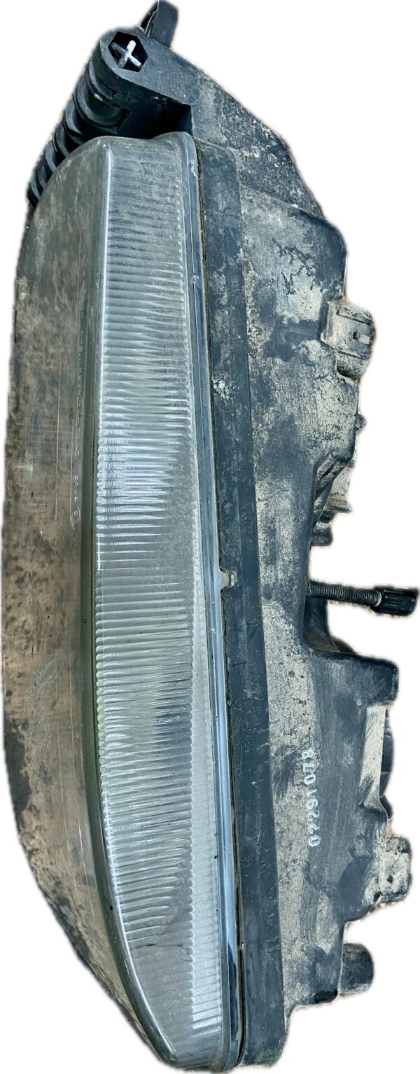 faro_izquierdo_504020193_iveco_iveco_iveco