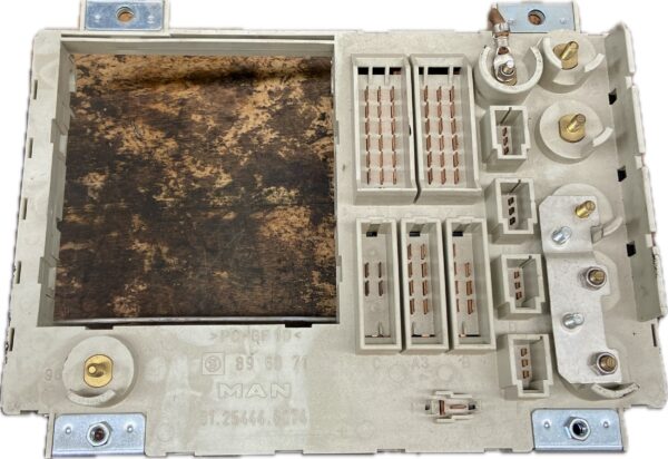caja_de_fusibles_81254446074_man_man_tgs_18_440_fac_fhlc_2007_440cv_10518cc_1009314