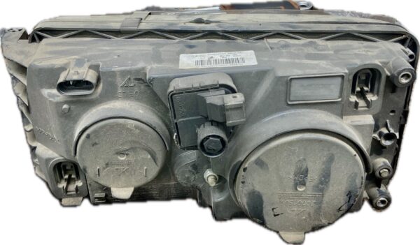 faro_derecho_504238203_iveco_iveco_eurocargo_90_e_22_k_tector_2006_218cv_5880cc_1010438