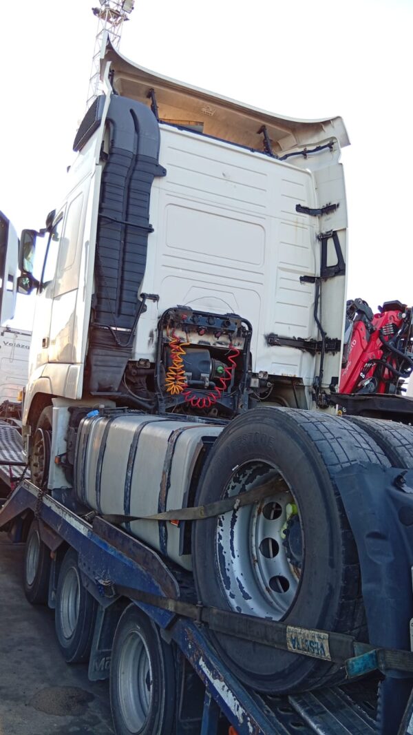 volvo_volvo_fh_440_2005_440cv_12800cc_1010602