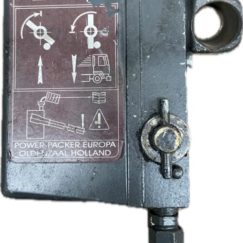 BOMBA SUSPENSION HIDROACTIVA IVECO IVECO IVECO - 504162344