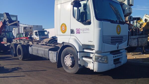renault_trucks_renault_trucks_premium_2_lander_440_26_2005_440cv_10800cc_1011281