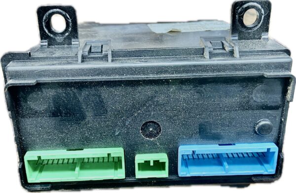 ecu_uce_centralita_7420908555_renault_trucks_renault_trucks_premium_2_distribution_370_26_2005_370cv_10800cc_1008584