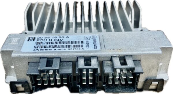 ecu_uce_centralita_20851690a_renault_trucks_renault_trucks_premium_2_distribution_370_26_2005_370cv_10800cc_1008584
