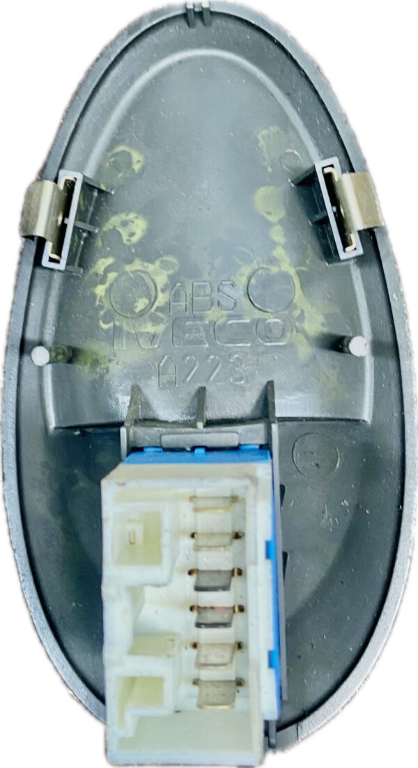 boton_elevalunas_derecho_a223_iveco_iveco_iveco