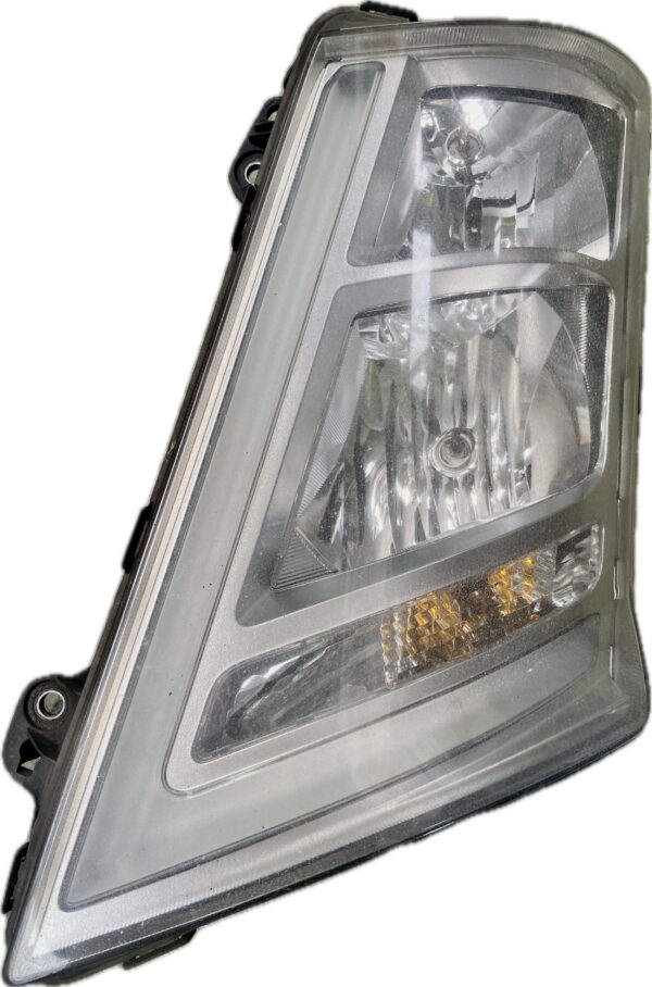 faro_izquierdo_22239219_volvo_volvo_fm_fm_460_2005_460cv_12800cc_1010811