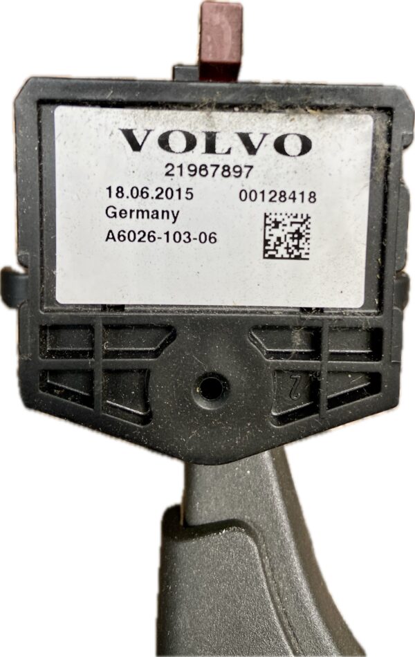 mando_intermitentes_21967897_volvo_volvo_fm_fm_460_2005_460cv_12800cc_1010811