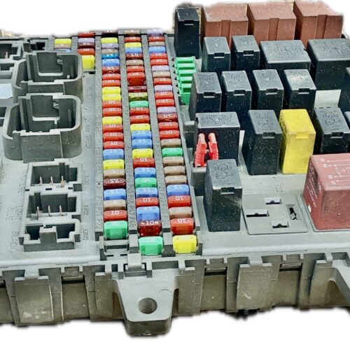 CAJA DE FUSIBLES RENAULT RENAULT RENAULT - 529262F02 21714062