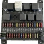 caja_de_fusibles_243109x405_nissan_nissan_atleon_110_35_120_35_2000_106cv_2953cc_1007669