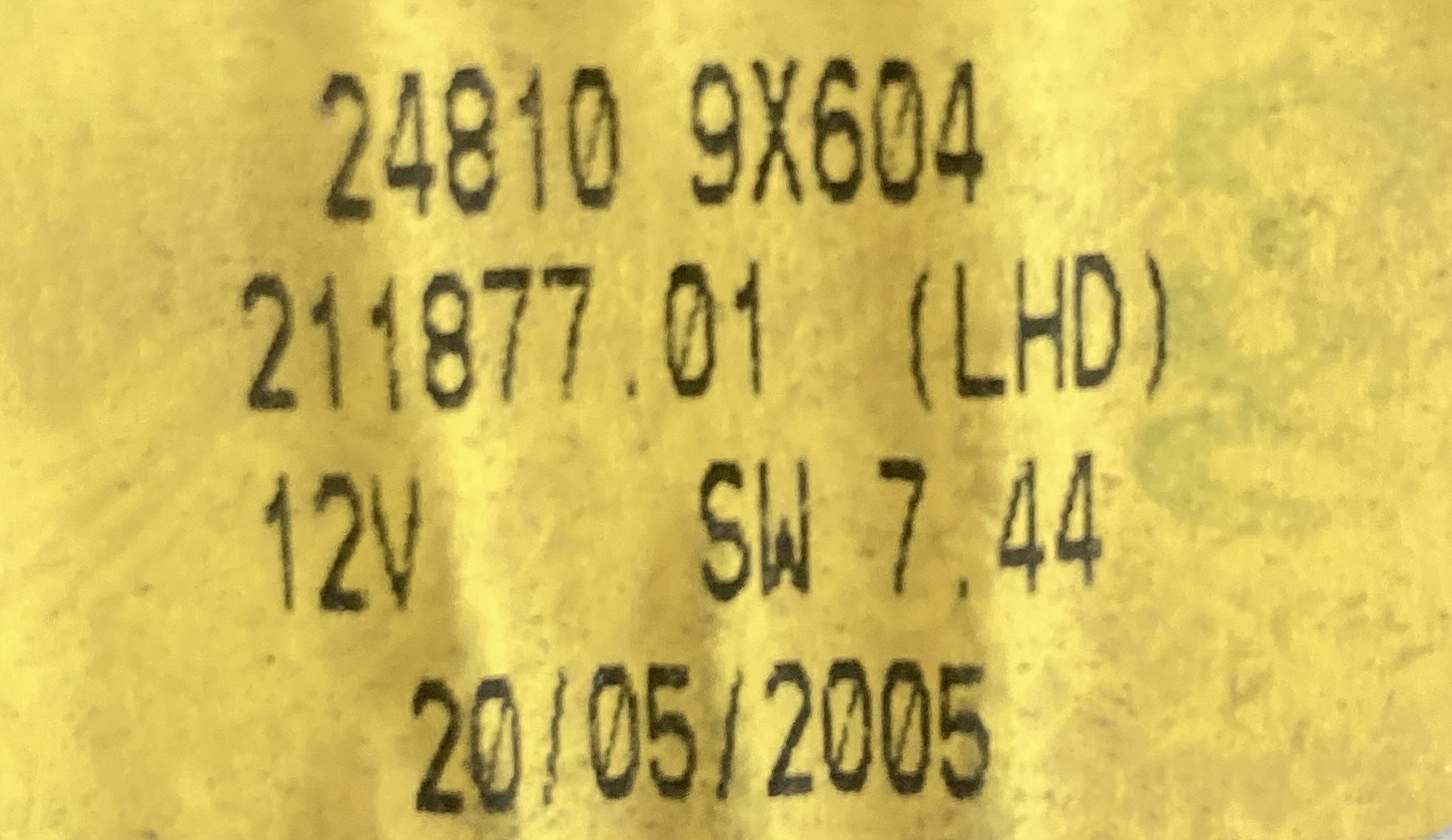 cuadro_instrumentos_248109x604_nissan_nissan_atleon_110_35_120_35_2000_106cv_2953cc_1007669