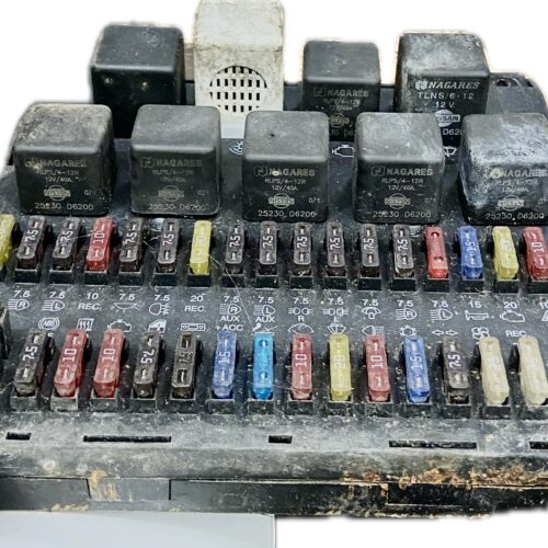 CAJA DE FUSIBLES NISSAN NISSAN ATLEON 110.35 120.35 2000- 106CV 2953CC 1007669 - 243109X100