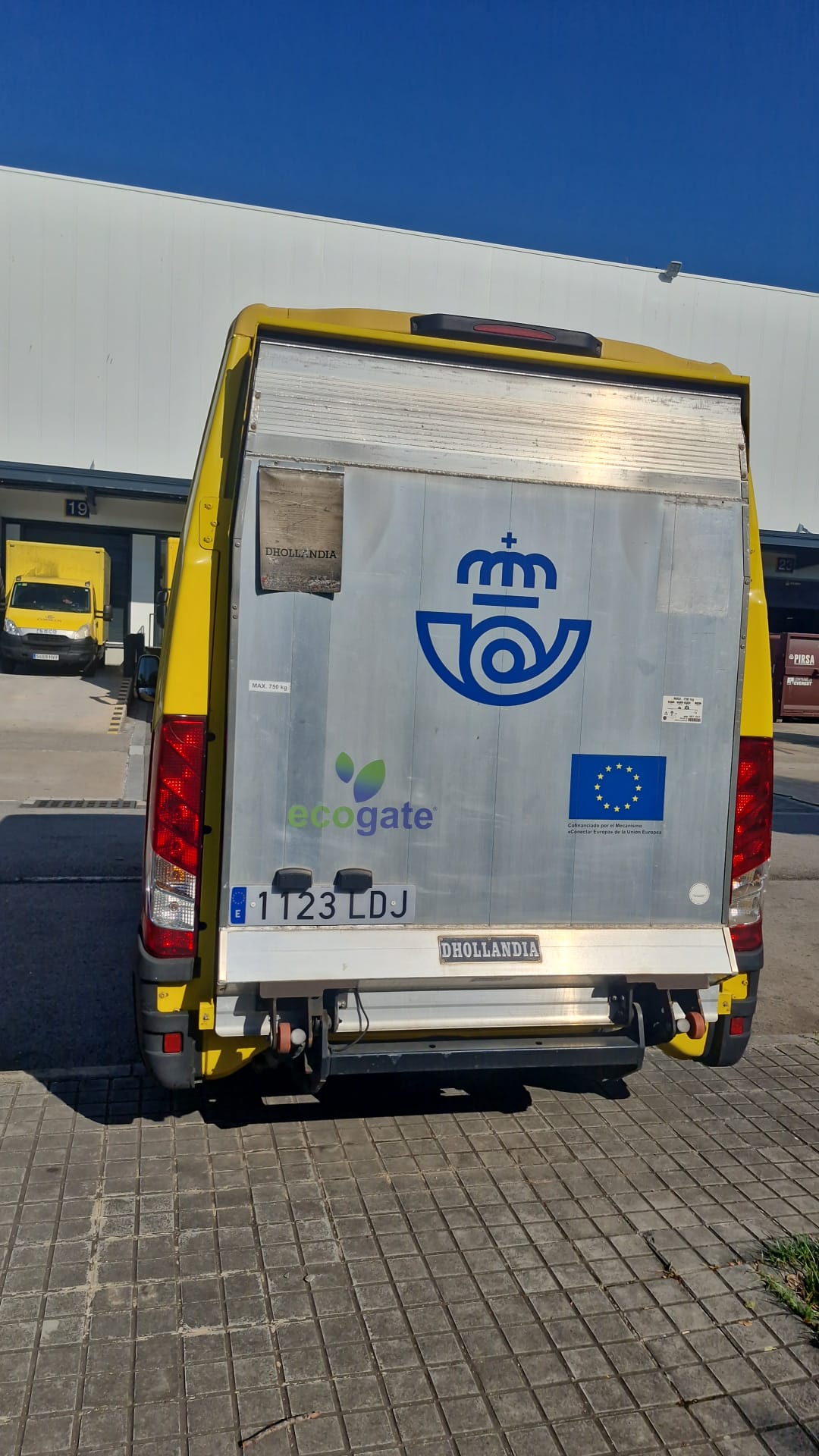 iveco_iveco_daily_iv_bus_35s14_35s14_p_2006_bus_11985