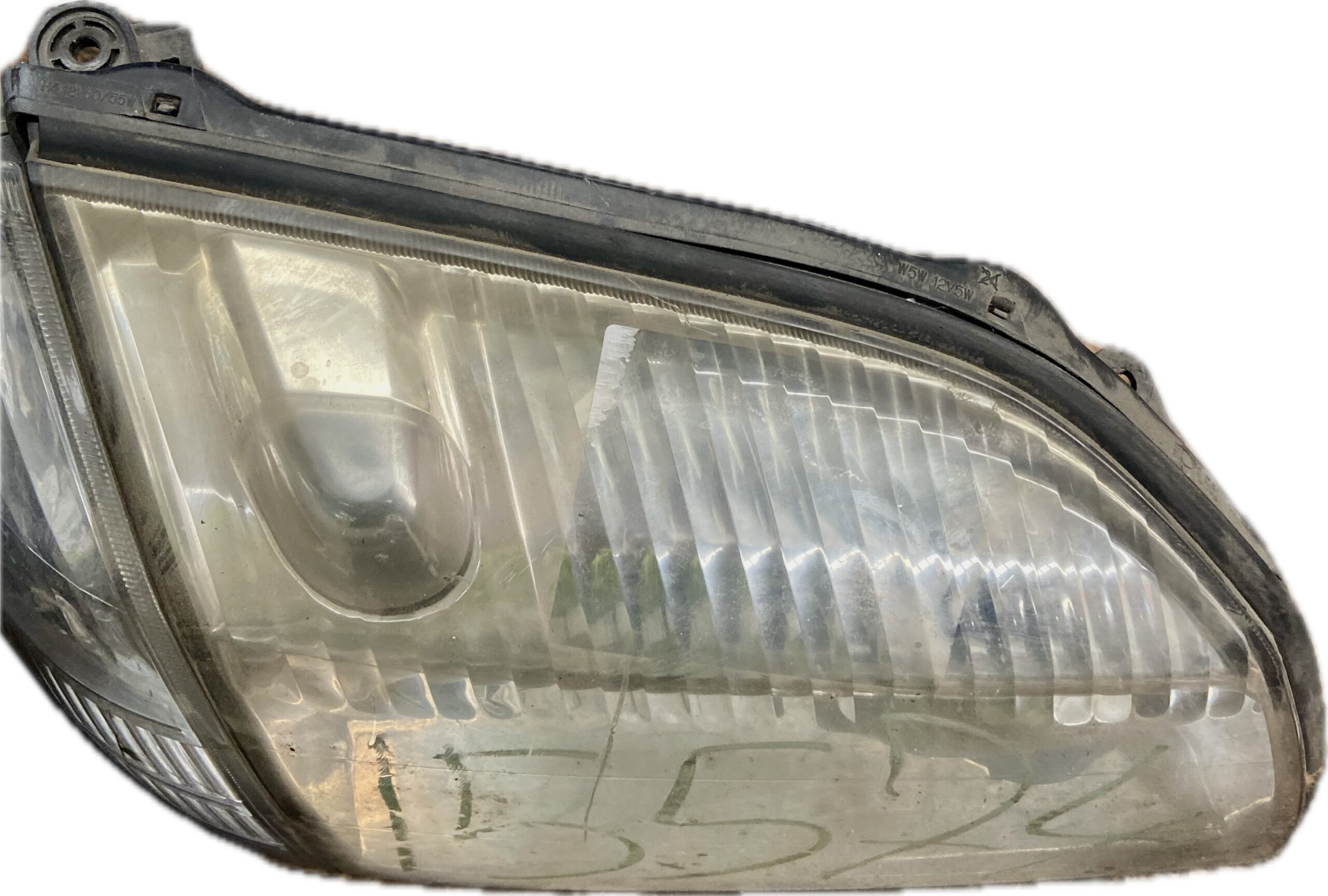 faro_derecho_260108h925_nissan_nissan_nissan