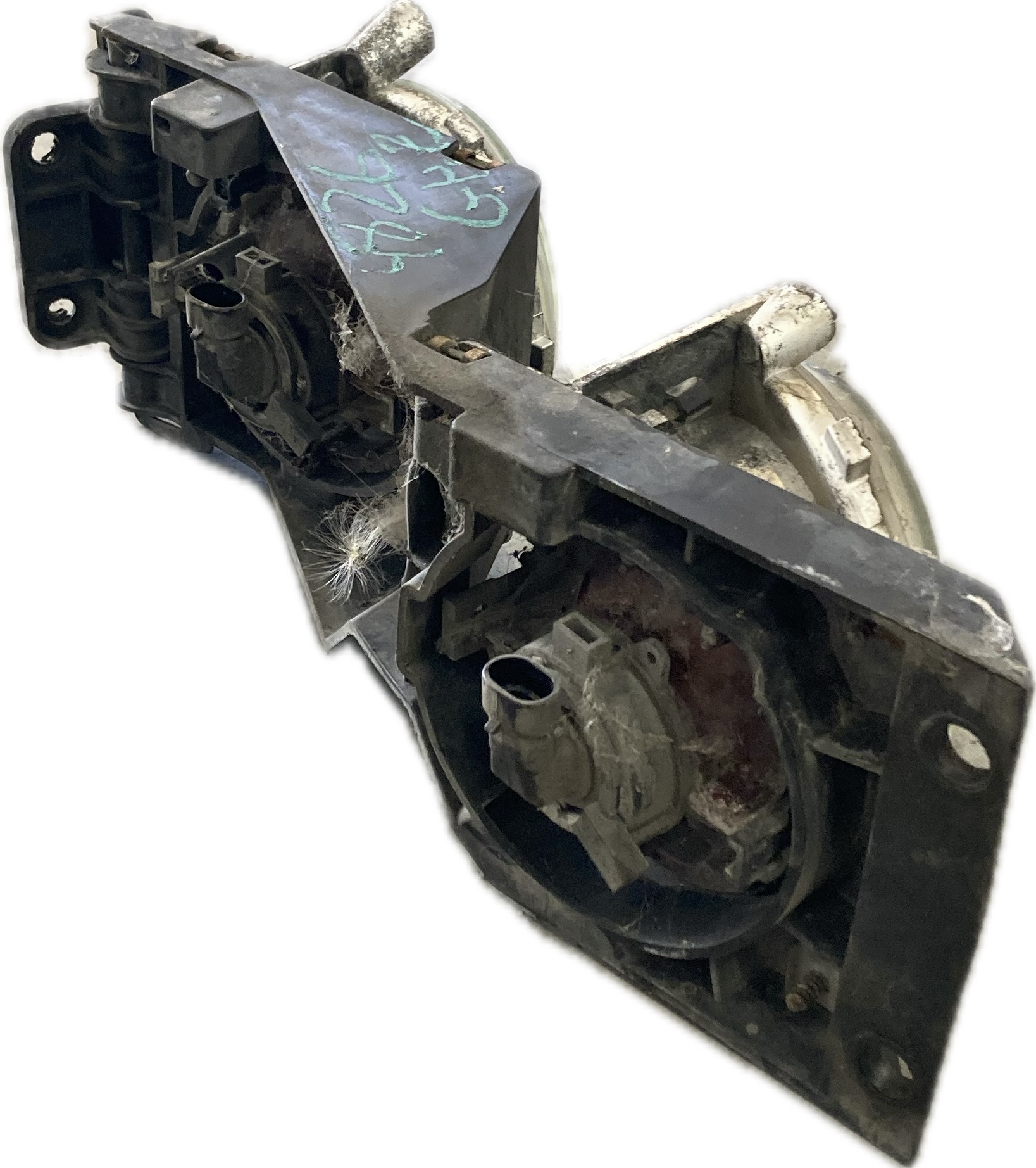 faro_antiniebla_izquierdo_2080688_scania_pgrt_series_p_560_r_560