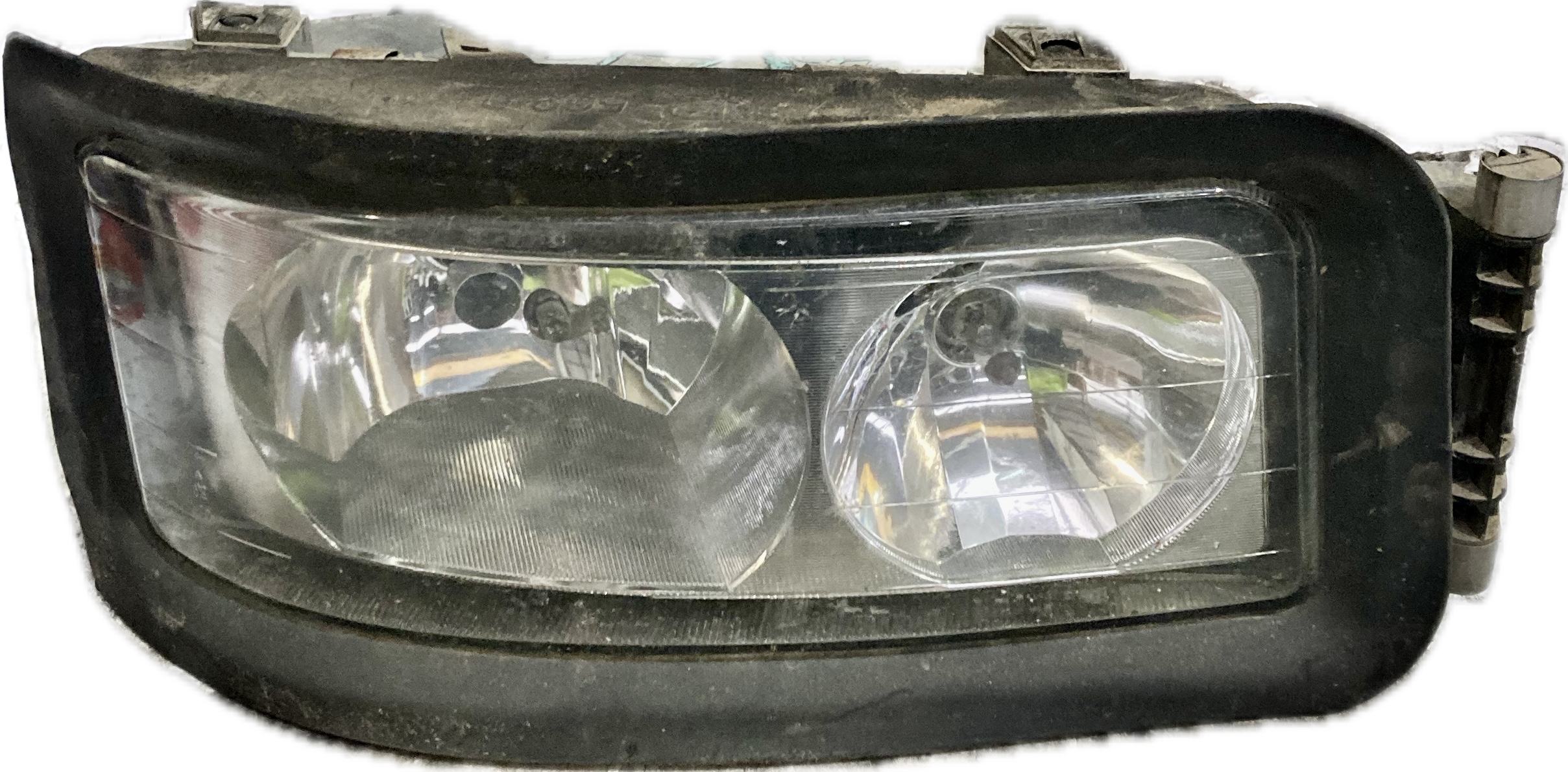 faro_derecho_81251016448_81251016450_man_man_tgm_18_280_fk_fk_l_flk_flk_l_flrk_flrk_l_frk_frk_l_2005_280cv_6871cc_1008135