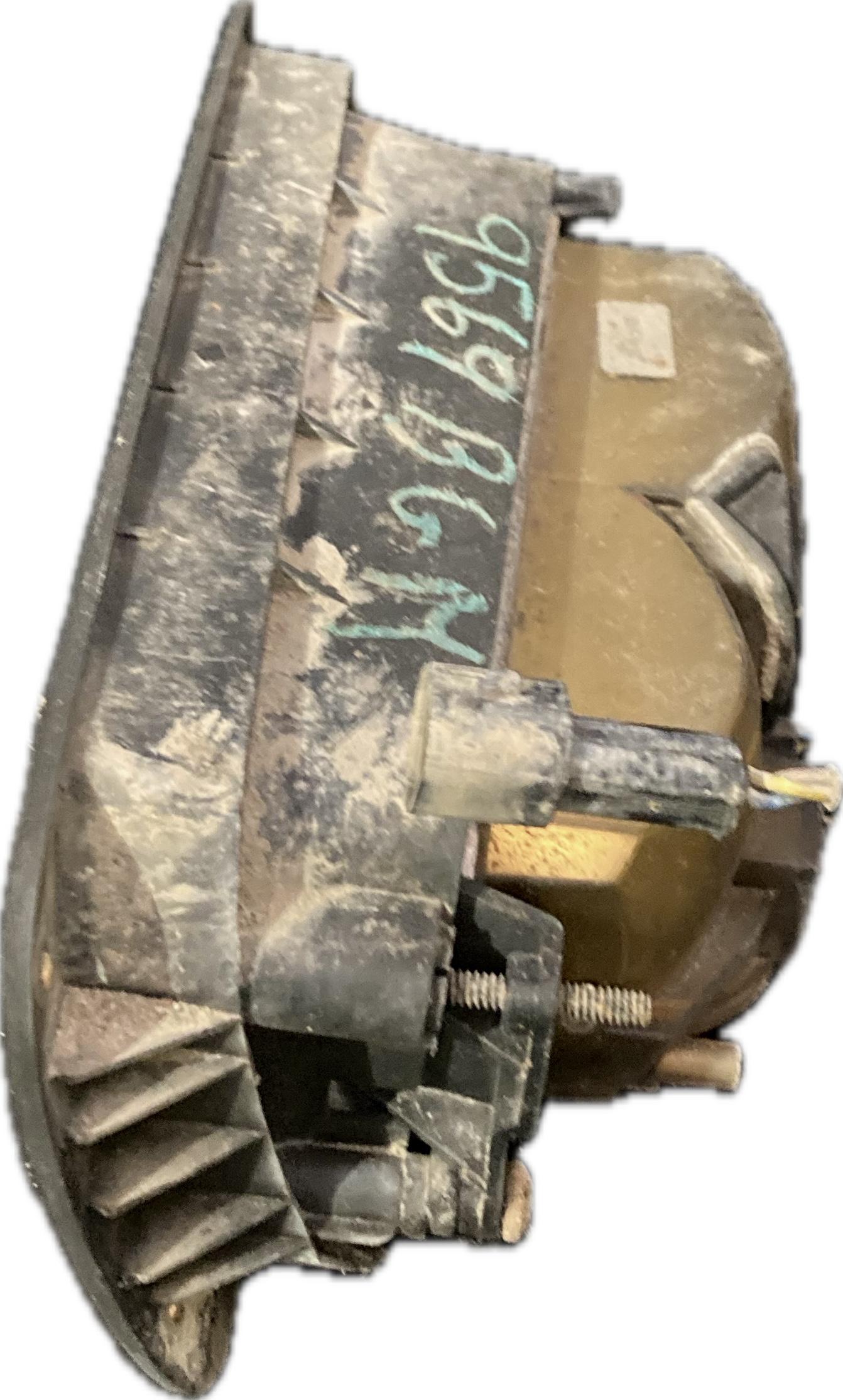 faro_antiniebla_izquierdo_85251016004_man_man_m_2000_l_18_224_18_225_lc_llc_lllc_lrc_llrc_lllrc_1995_220cv_6871cc_1001331