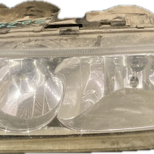 FARO IZQUIERDO MERCEDES-BENZ MERCEDES-BENZ AXOR 2 2533 2533 L 2004- 326CV 7201CC 1008845 - 6868200261 9408201561 9408200161