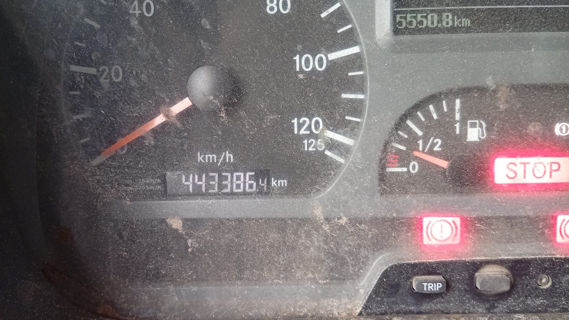 MERCEDES-BENZ MERCEDES-BENZ AXOR 2 1828 AK, 1829 AK 2004- 279CV 6374CC 1009109