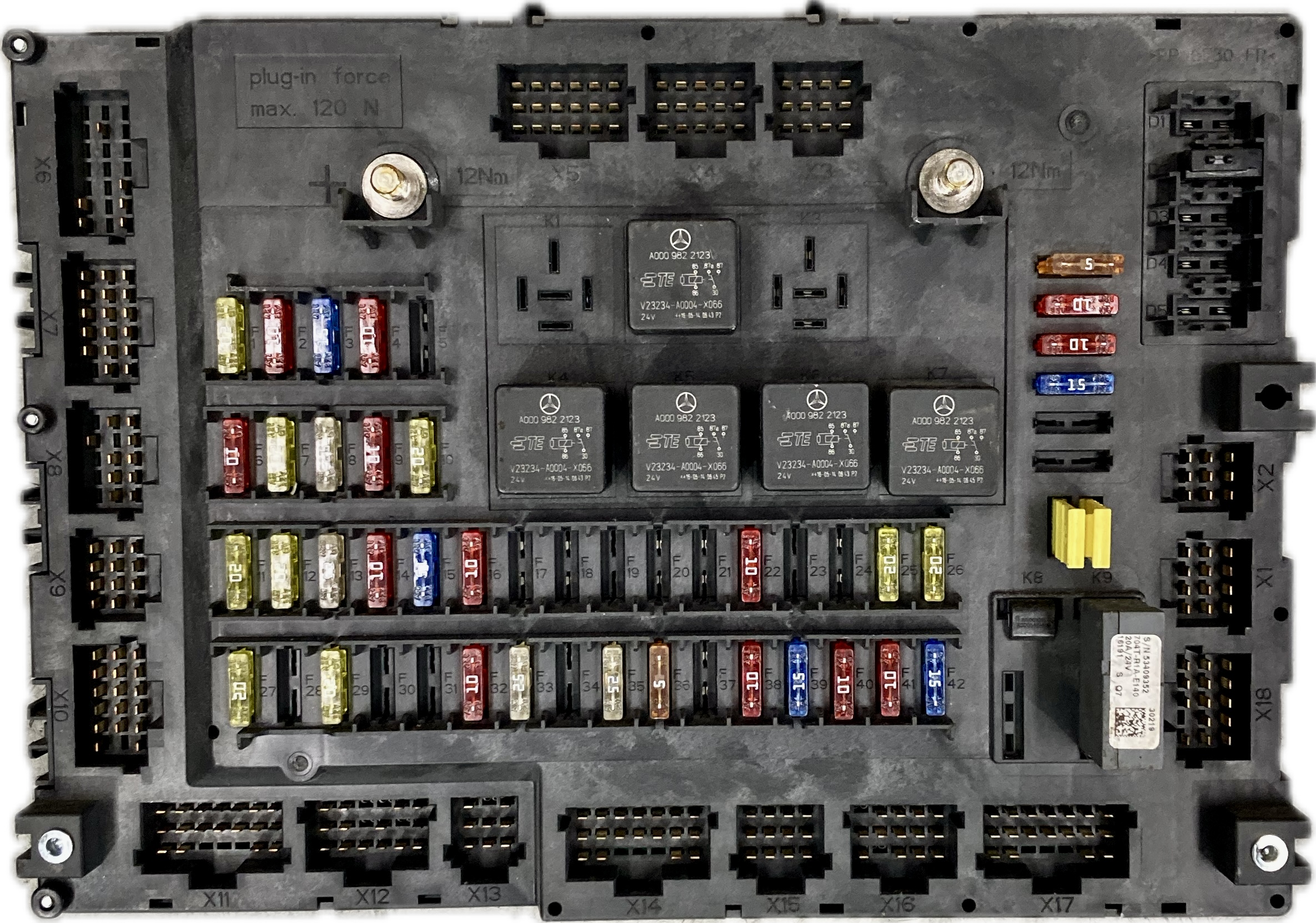 CAJA DE FUSIBLES MERCEDES-BENZ ACTROS MP4 1843 L 2011 - 0014466158/001