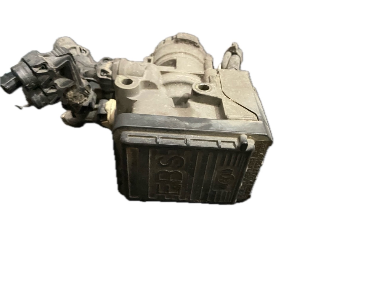 VALVULA DE AIRE ADICIONAL VOLVO VOLVO VOLVO - 21122034