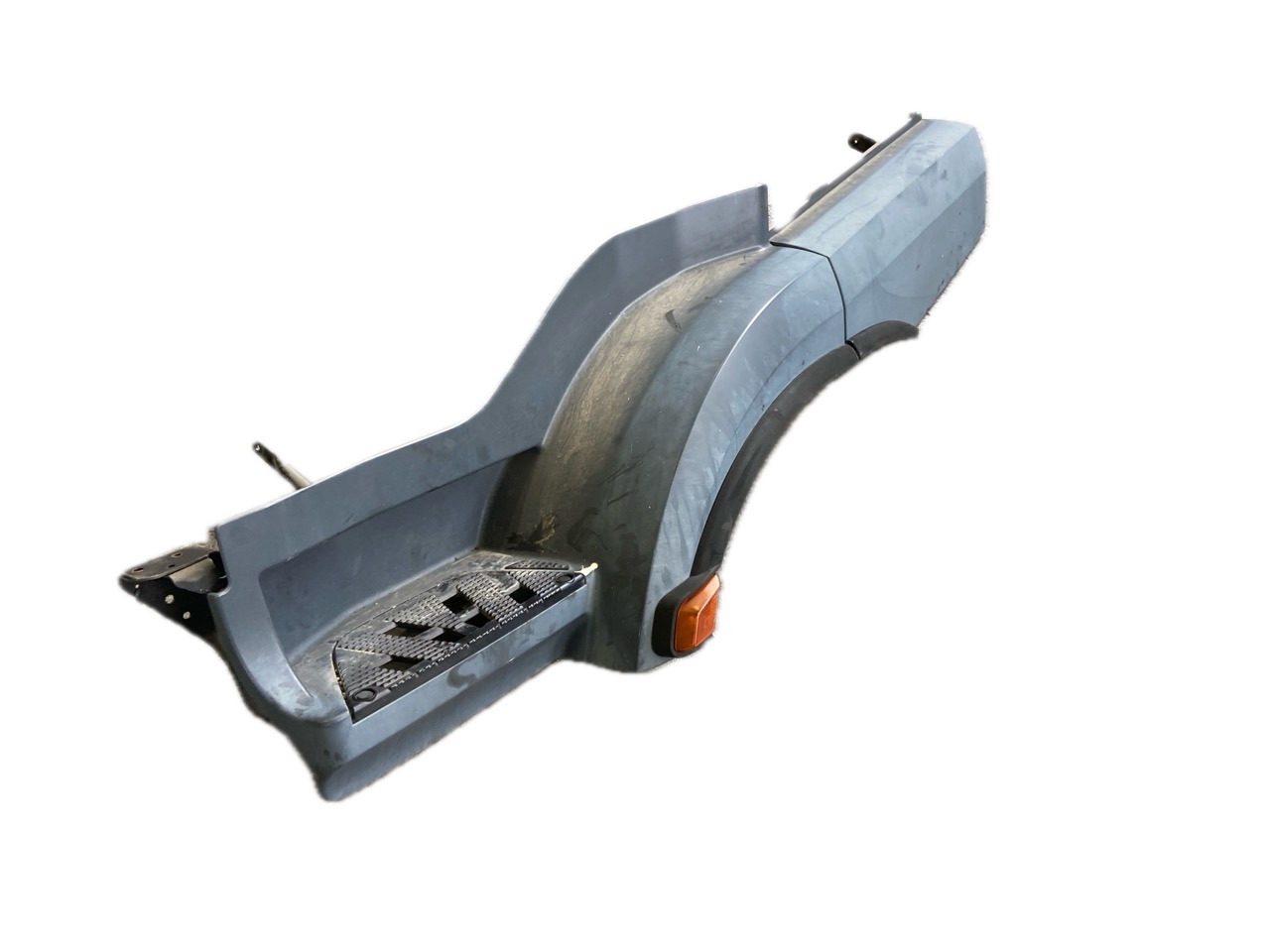 ESTRIBO IZQUIERDO MERCEDES-BENZ ACTROS MP4 1843 L 2011 - 9606667703