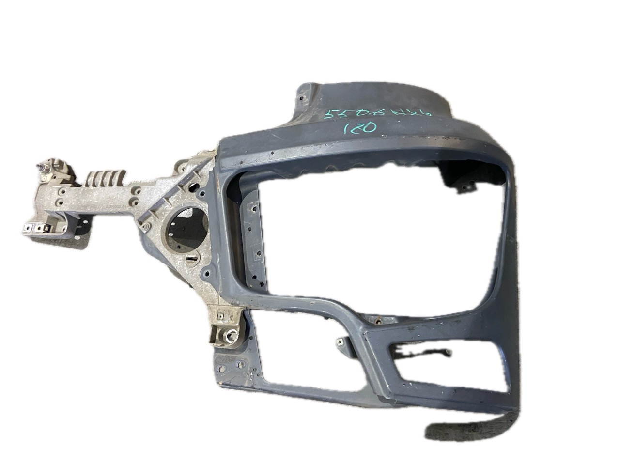 PARAGOLPES DELANTERO MERCEDES-BENZ ACTROS MP4 1843 L 2011 - 9608809472