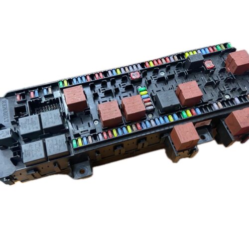 CAJA DE FUSIBLES RENAULT TRUCKS RENAULT TRUCKS T-SERIE 460P 460P LOW 2013- 460CV 10837CC 1016562 - 7422445008