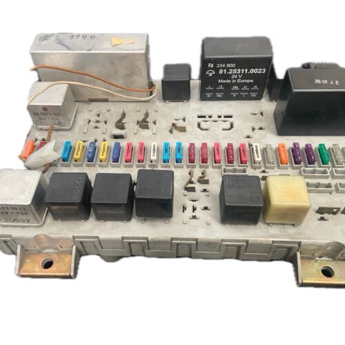 CAJA DE FUSIBLES MAN MAN M 2000 L 14.264 LA-LF 2003- 260CV 6871CC 1011850 - 81254446060