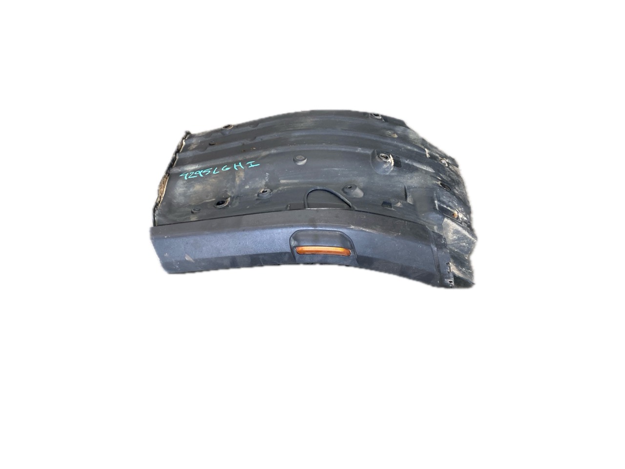 GUARDABARROS DELANTERO IZQUIERDO SCANIA SCANIA P G R T – SERIES P 450 2013- 450CV 12742CC 1017857 - 2599549 2599543