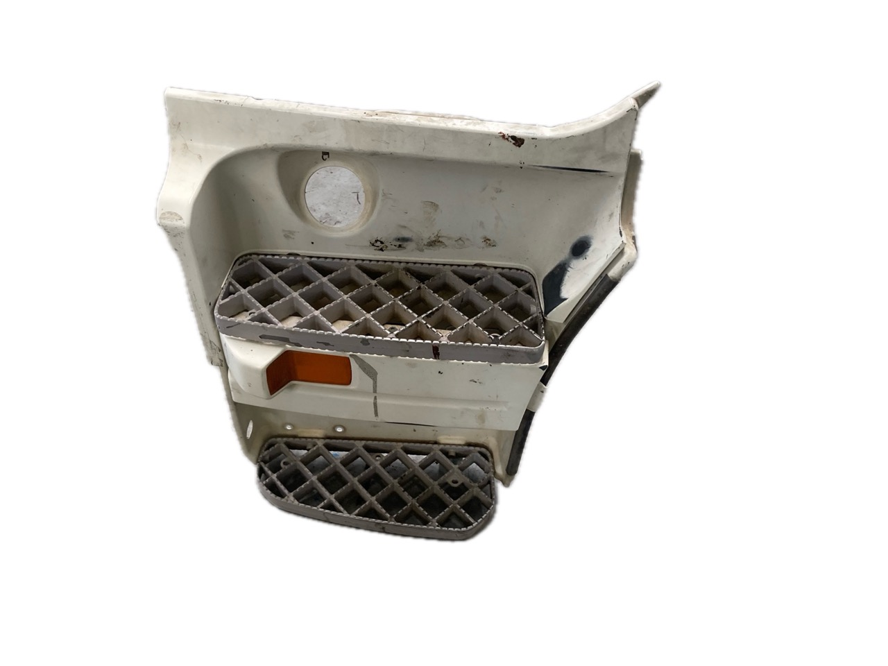 ESTRIBO IZQUIERDO SCANIA SCANIA P G R T – SERIES P 440 R 440 2010- 440CV 12742CC 1012436 - 1854227