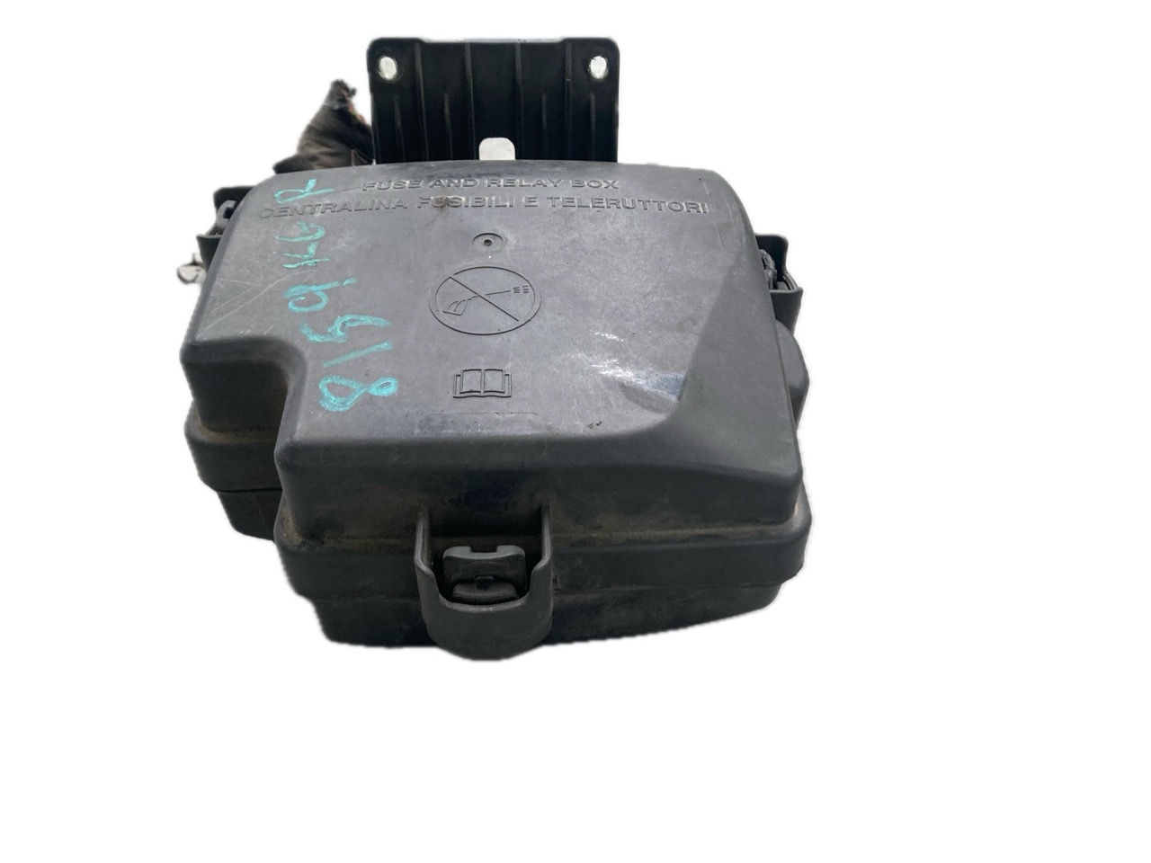 CAJA DE FUSIBLES IVECO DAILY VI CAJA/CHASIS 35S15 35C15 40C15 50C15 60C15 65C15 70C15 - 5801585977