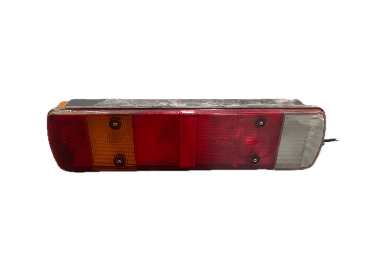 PILOTO TRASERO DERECHO SCANIA SCANIA P G R T – SERIES R 480 2004- 480CV 11716CC 1009860 - 1792374