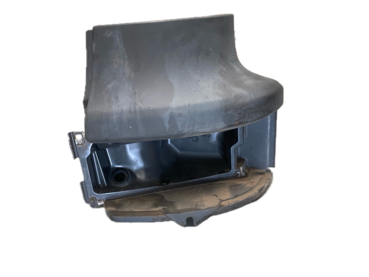 SOPORTE FARO IZQUIERDO SCANIA SCANIA P G R T – SERIES R 420 2004- 420CV 11716CC 1009788 - 1936674