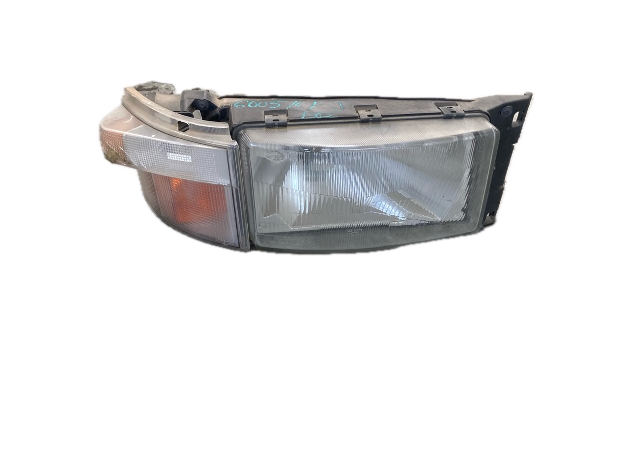 FARO DERECHO SCANIA SCANIA P G R T – SERIES R 420 2004- 420CV 11716CC 1009788 - 1732510