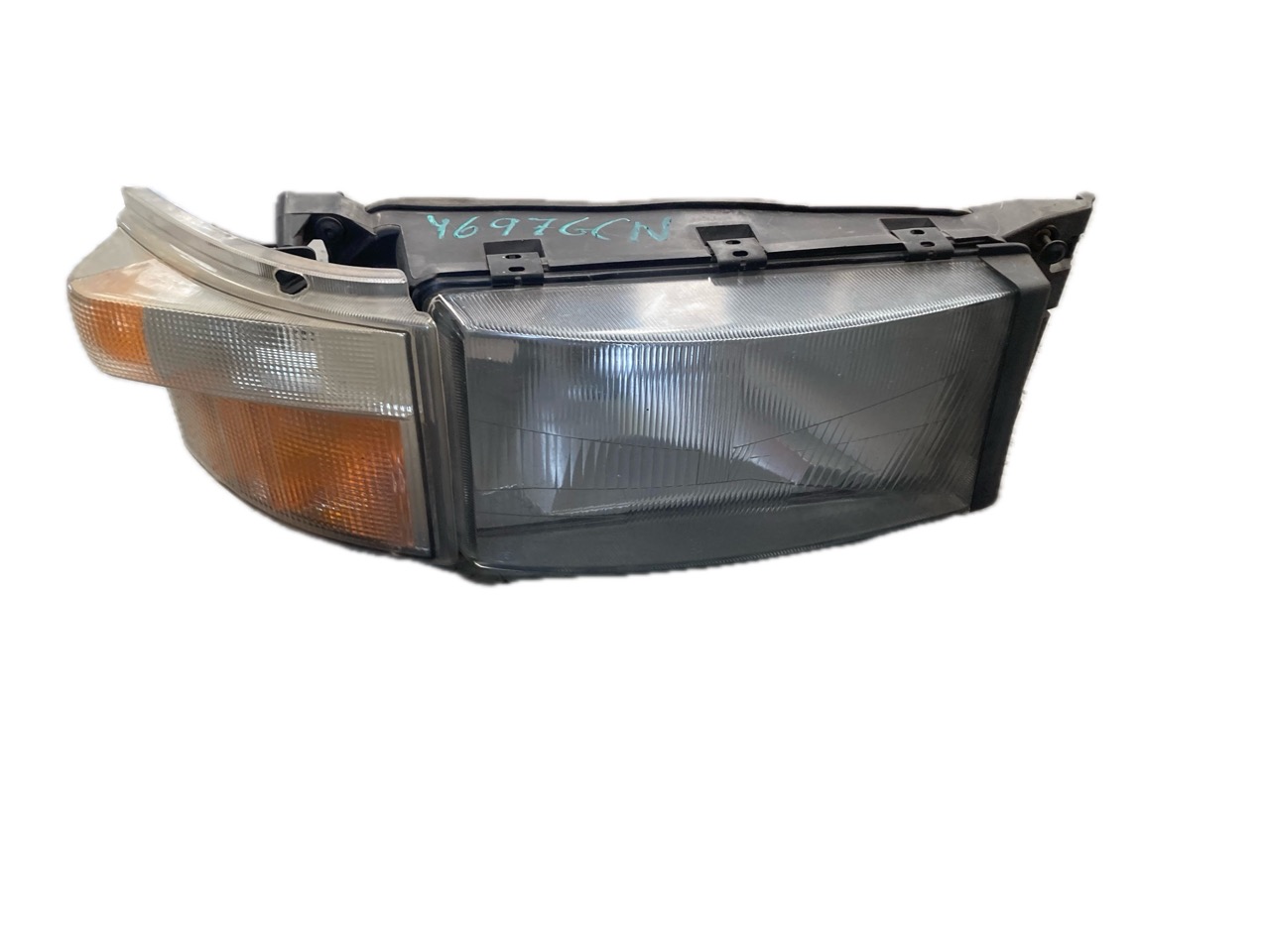 FARO DERECHO SCANIA P G R T – SERIES G 420 P 420 R 420 - 1732510