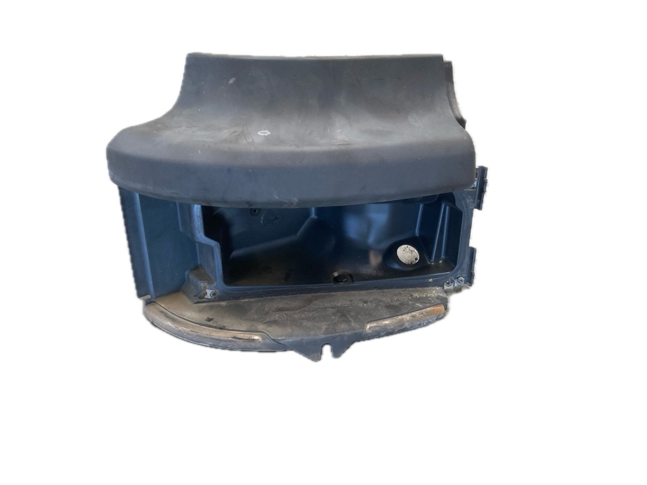 SOPORTE FARO DERECHO SCANIA P I P 270 - 1936675