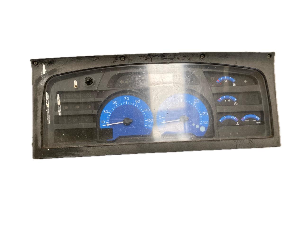 CUADRO INSTRUMENTOS RENAULT TRUCKS PREMIUM DISTRIBUTION 270.18 – 1007884 - 5010614129
