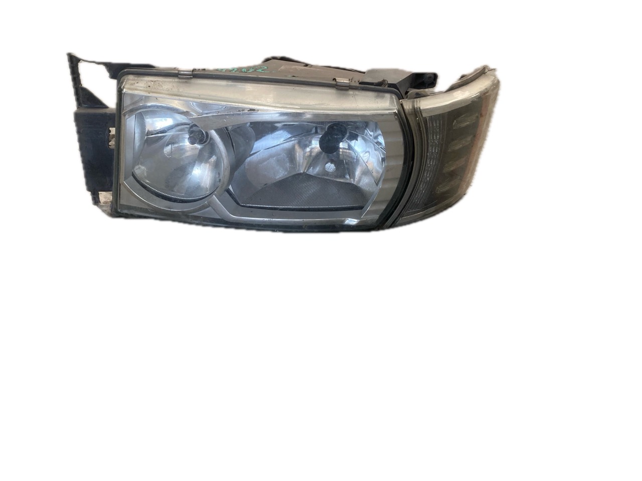 FARO IZQUIERDO SCANIA SCANIA P G R T – SERIES R 480 2004- 480CV 11716CC 1009860 - 2416103