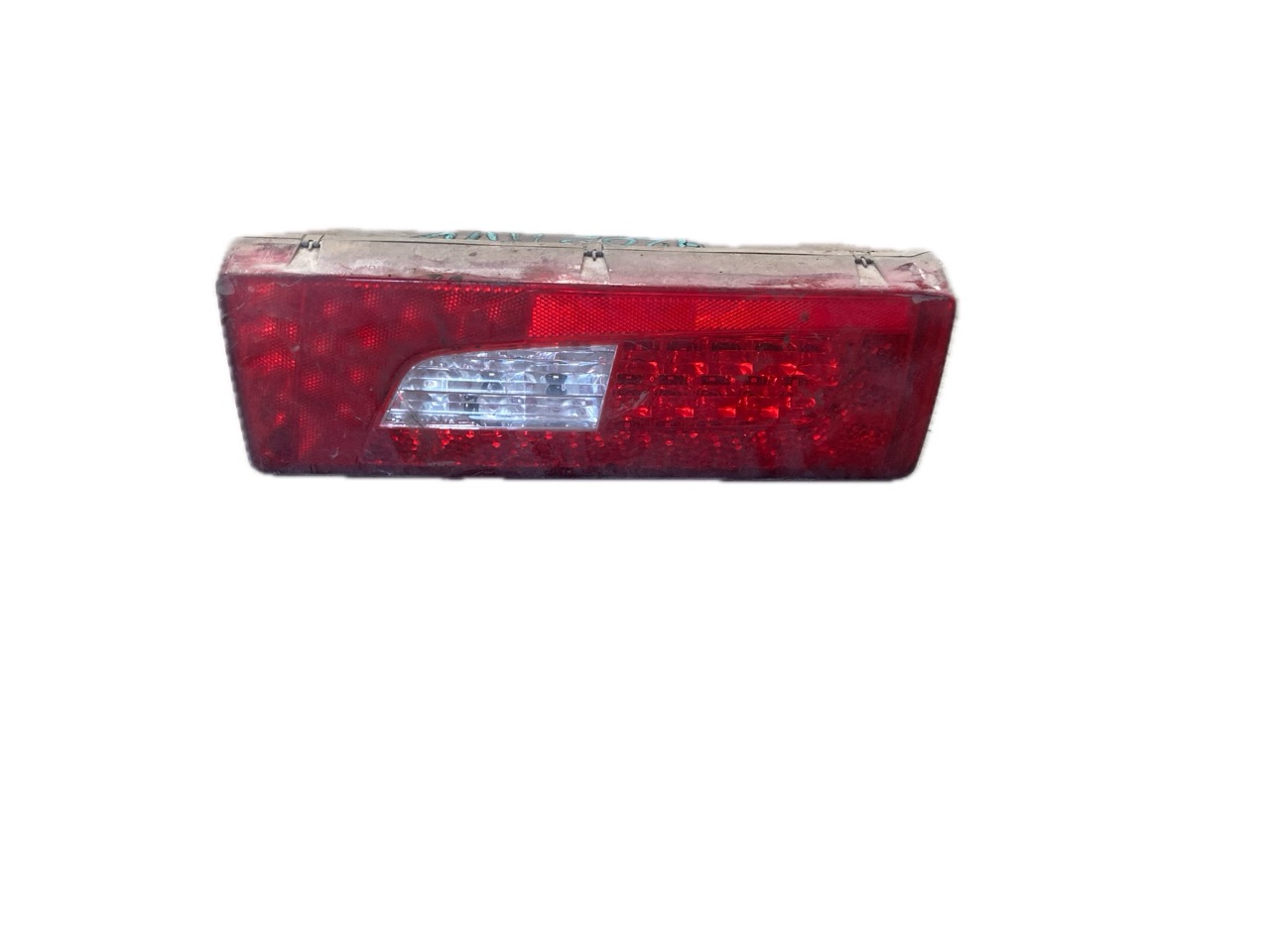 PILOTO TRASERO DERECHO SCANIA SCANIA P G R T – SERIES R 480 2004- 480CV 11716CC 1009860 - 2380932
