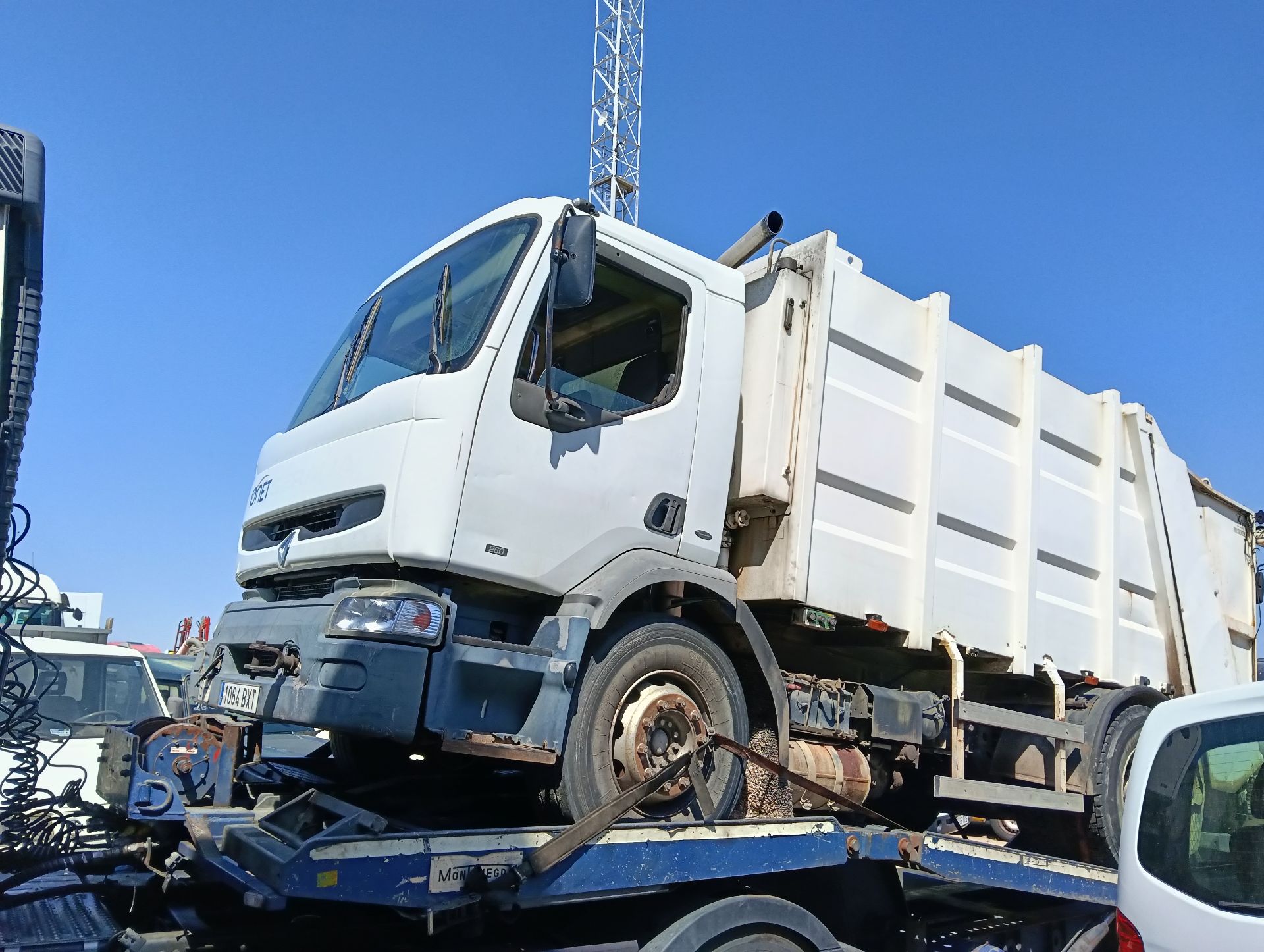 RENAULT TRUCKS PREMIUM DISTRIBUTION 260.16 1996- 1004134